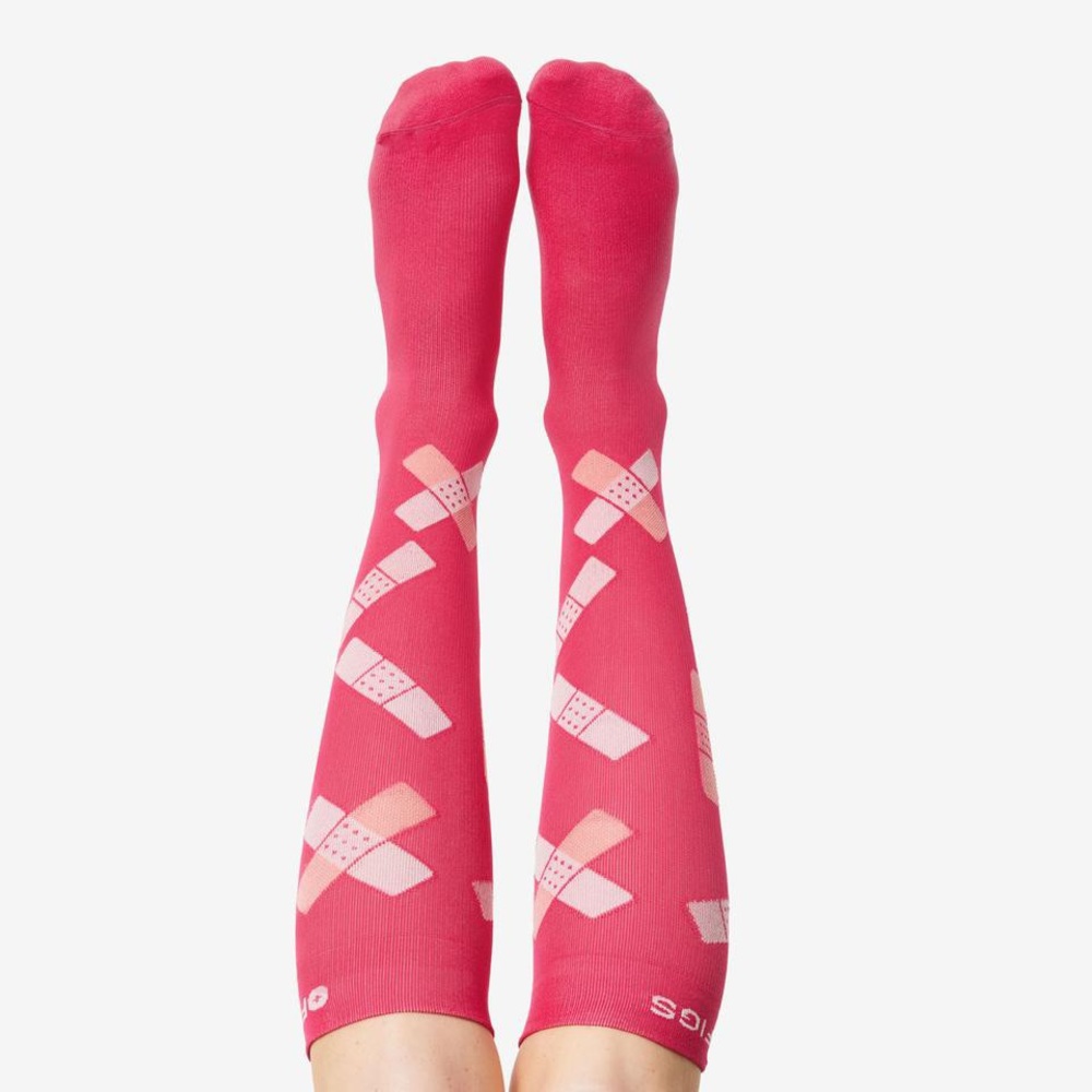 BNWT FIGS I Am A Nurse Socks